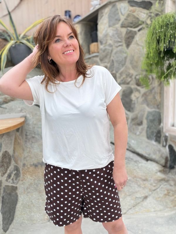 LAVISCO Shorts – Coffee Bean med prikker 