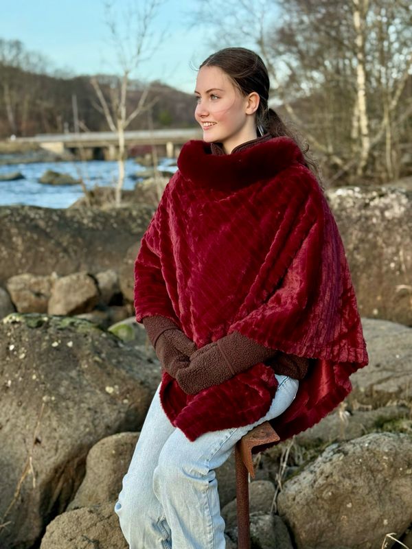 Poncho fur Bordeaux