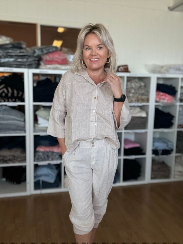 Ewa wide lin shirt sand
