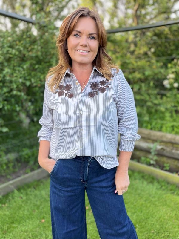 Esevalina Skjorte – Moonbeam med Mole