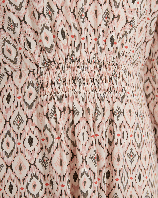 Adney dress Tofu w. Coral cloud 