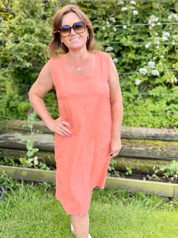Lava dress  med knapper salmon